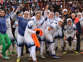 یاسمن فرمانی از ملوان جدا شد یاسمن فرمانی از ملوان جدا شد