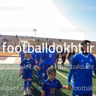 دیدار شهباز فراز صفه و استقلال (هفته دوم لیگ دسته یک)