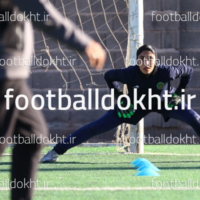 تمرین تیم فوتبال زنان پدیده سیرجان