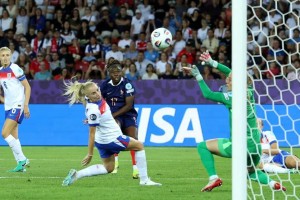 گل دوم فرانسه به انگلیس