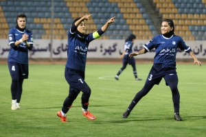 برتری گل‌گهر، تساوی پرسپولیس و صدرنشینی ملوان در نخستین روز لیگ هجدهم