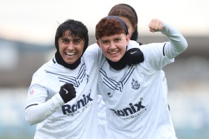 گزارش تصویری دیدار ملوان بندرانزلی و فراایساتیس کران فارس