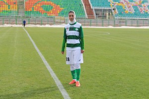 دنیا بندار به تیم فوتبال بانوان ذوب آهن اصفهان پیوست