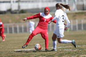 زهرا قنبری: اهمیت زیادی به فوتبال زنان داده نمی‌شود
