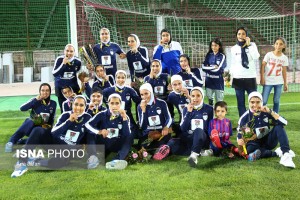 جشن قهرمانی شهرداری بم در لیگ فوتبال بانوان