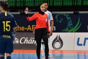 فیلم قضاوت گلاره ناظمی در فوتسال مردان