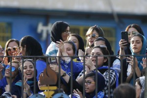 زیر و بم تشکیل دوباره تیم زنان استقلال