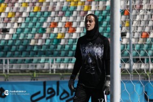 رها یزدانی