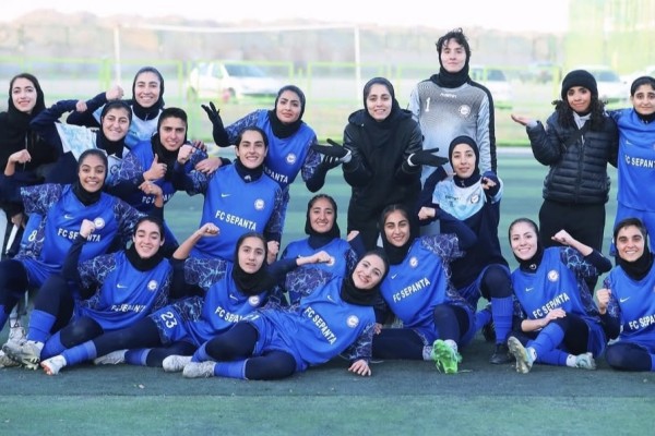 پرسپولیس به فولاد رسید؛ سپنتا به فراایساتیس
