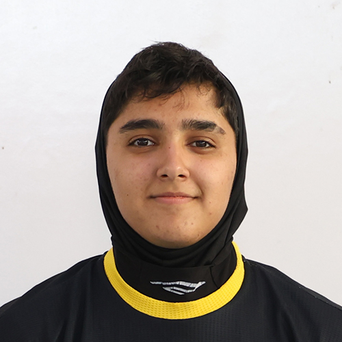 نیایش متین پور