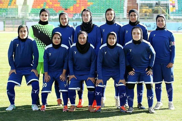 بهجت ایوب زاده: مسئولان نفت و گاز بوشهر ازتنها نماینده لیگ برتر بانوان حمایت کنند