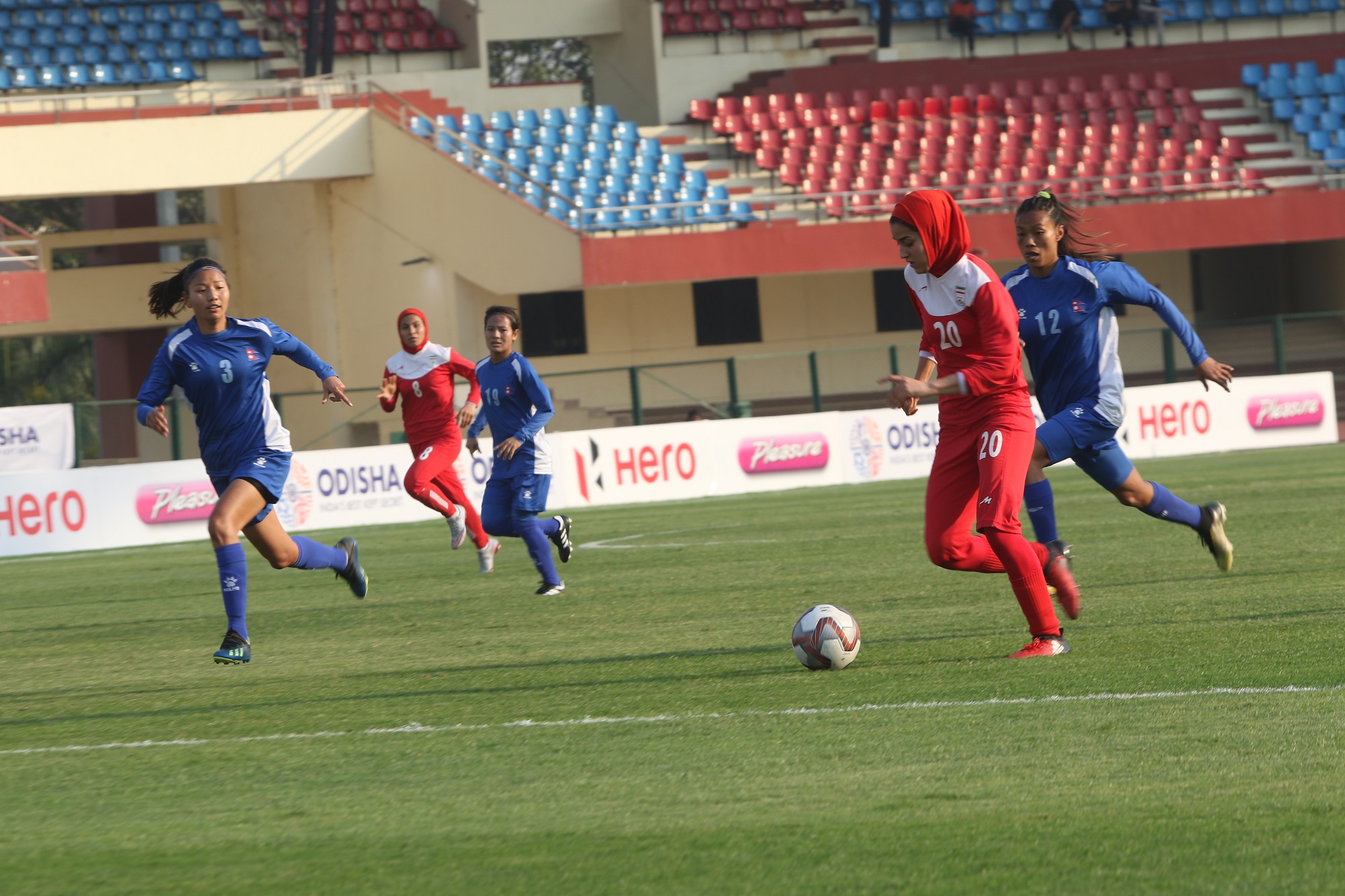 گزارش تصویری دیدار تیم ملی فوتبال زنان ایران و نپال گزارش تصویری دیدار تیم ملی فوتبال زنان ایران و نپال