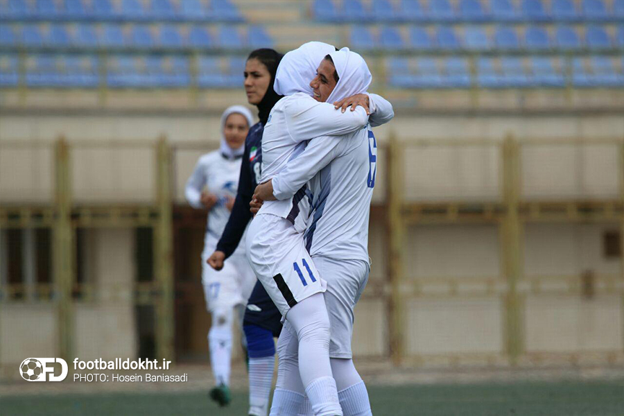 گزارش تصویری دیدار شهرداری بم و ذوب آهن اصفهان گزارش تصویری دیدار شهرداری بم و ذوب آهن اصفهان