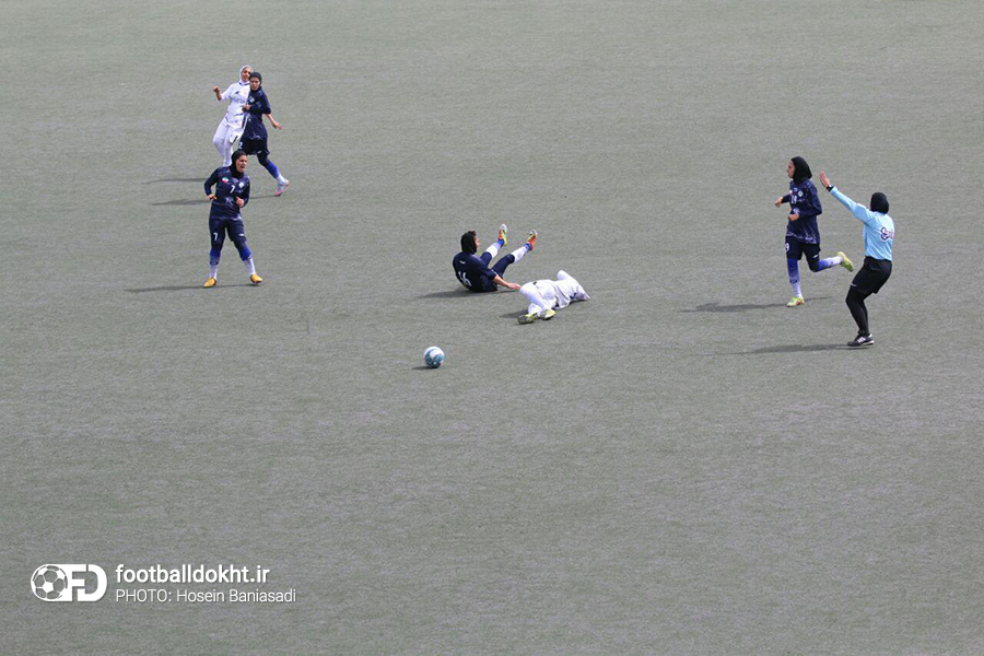 گزارش تصویری دیدار شهرداری بم و ذوب آهن اصفهان گزارش تصویری دیدار شهرداری بم و ذوب آهن اصفهان