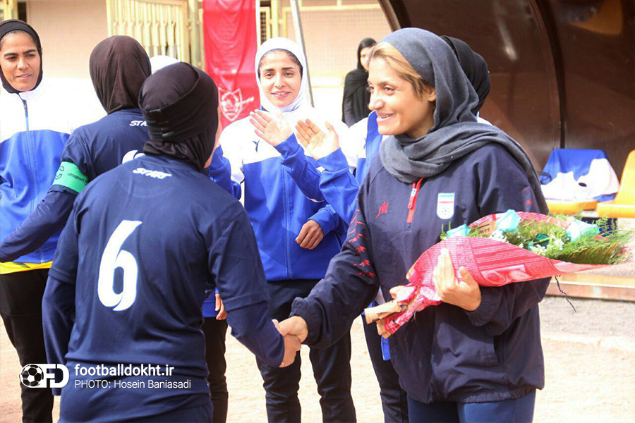 گزارش تصویری دیدار شهرداری بم و ذوب آهن اصفهان گزارش تصویری دیدار شهرداری بم و ذوب آهن اصفهان