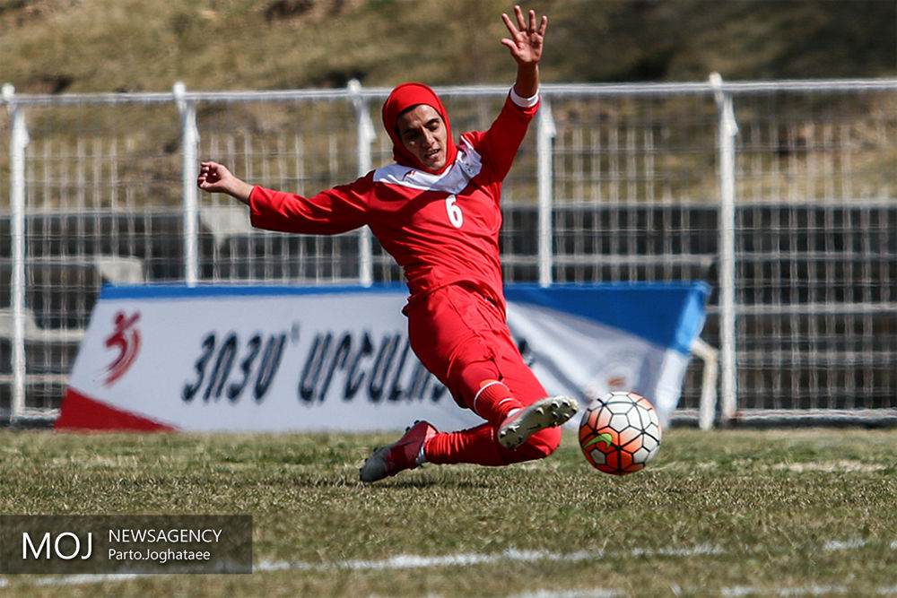 گزارش تصویری دیدار دوستانه تیم ملی فوتبال زنان ایران و بلاروس گزارش تصویری دیدار دوستانه تیم ملی فوتبال زنان ایران و بلاروس