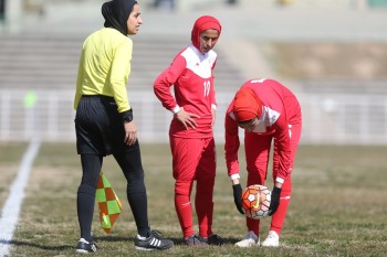 سارا قمی: نباید به هر قیمتی لژیونر شد سارا قمی: نباید به هر قیمتی لژیونر شد