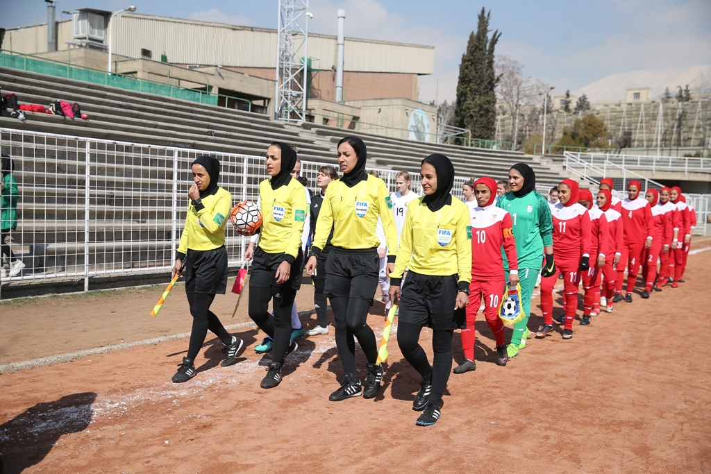 گزارش تصویری دیدار دوستانه تیم ملی فوتبال زنان ایران و بلاروس گزارش تصویری دیدار دوستانه تیم ملی فوتبال زنان ایران و بلاروس