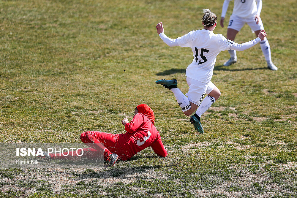 گزارش تصویری دیدار دوستانه تیم ملی فوتبال زنان ایران و بلاروس گزارش تصویری دیدار دوستانه تیم ملی فوتبال زنان ایران و بلاروس