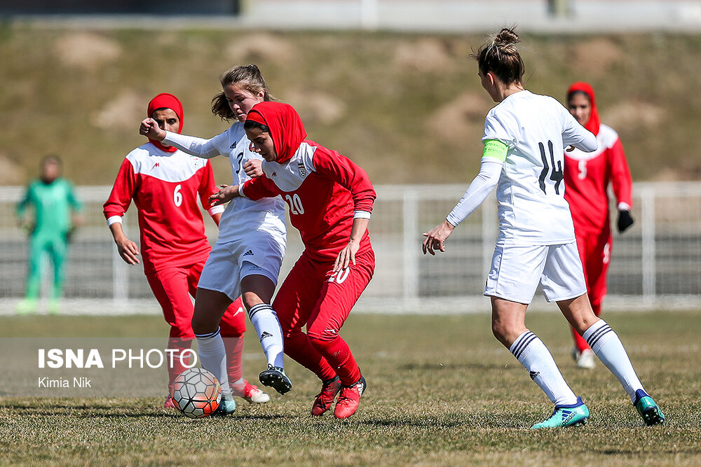 گزارش تصویری دیدار دوستانه تیم ملی فوتبال زنان ایران و بلاروس گزارش تصویری دیدار دوستانه تیم ملی فوتبال زنان ایران و بلاروس