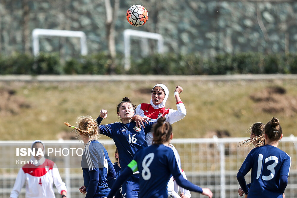 گزارش تصویری دومین دیدار دوستانه فوتبال زنان ایران و بلاروس گزارش تصویری دومین دیدار دوستانه فوتبال زنان ایران و بلاروس