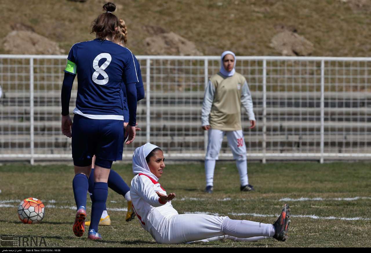 گزارش تصویری دومین دیدار دوستانه فوتبال زنان ایران و بلاروس گزارش تصویری دومین دیدار دوستانه فوتبال زنان ایران و بلاروس