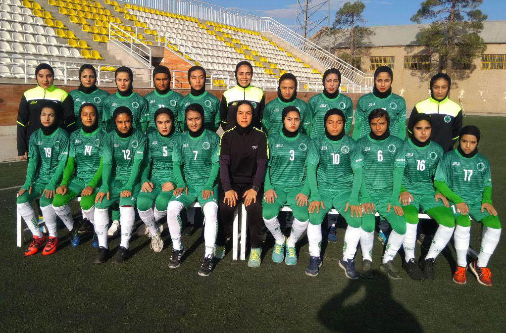 برتری شهرداری سیرجان مقابل ملوان بندرانزلی