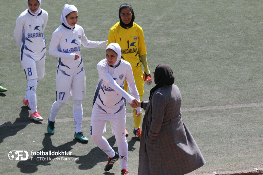 گزارش تصویری دیدار شهرداری بم و پارس جنوبی بوشهر گزارش تصویری دیدار شهرداری بم و پارس جنوبی بوشهر