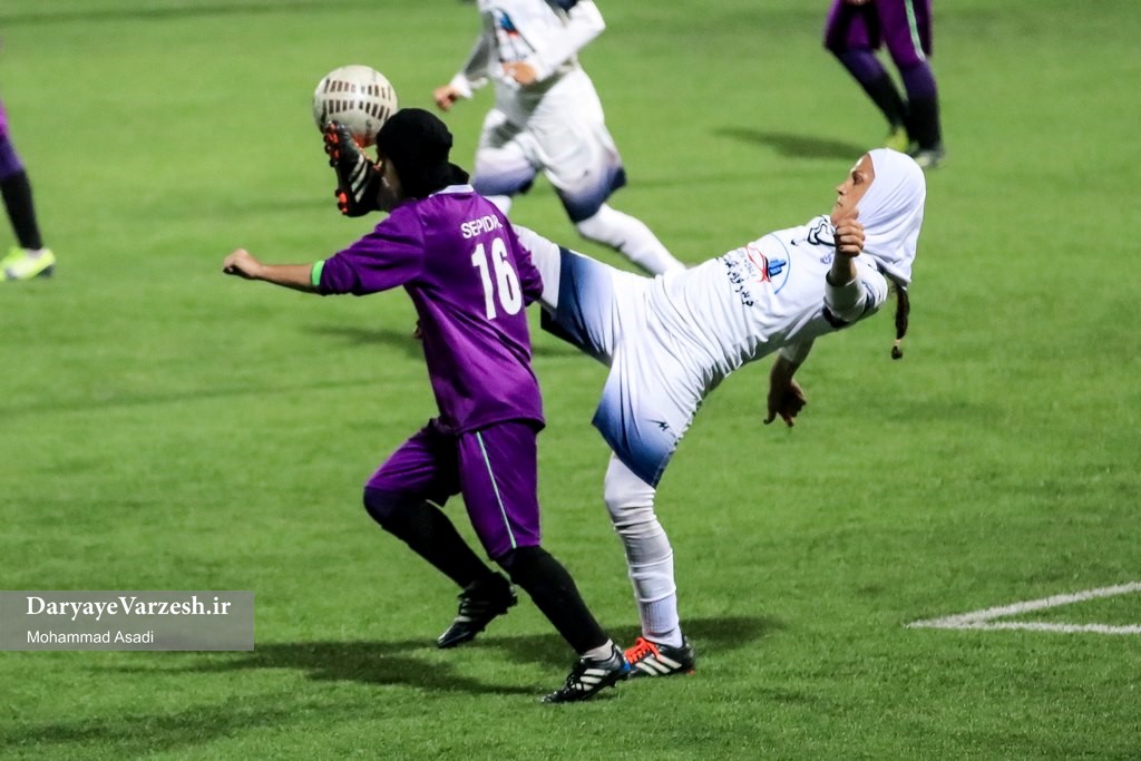 گزارش تصویری دیدار سپیدار قائمشهر و ملوان انزلی گزارش تصویری دیدار سپیدار قائمشهر و ملوان انزلی