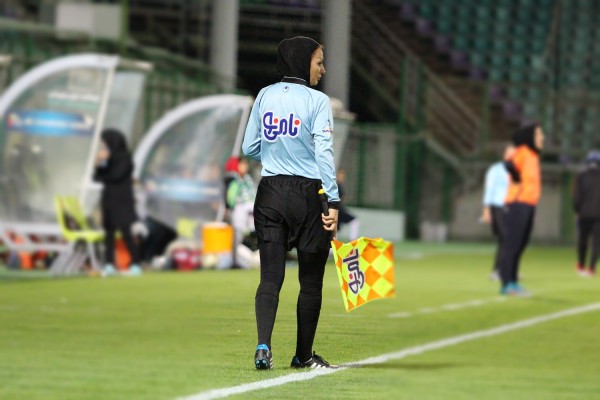 مشکل داوری در فوتبال زنان ایران چیست؟