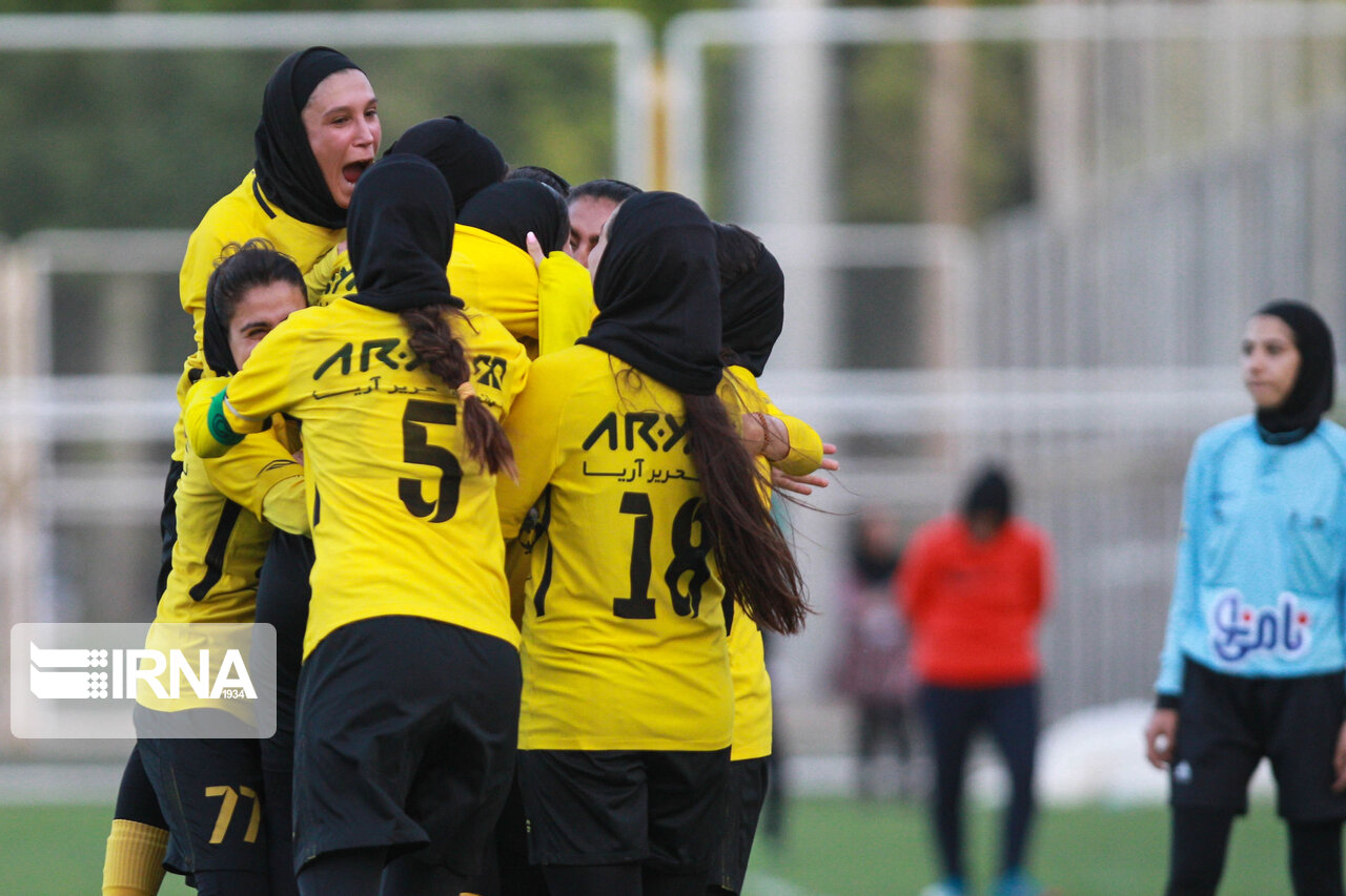 گزارش تصویری دیدار سپاهان اصفهان و شهرداری سیرجان