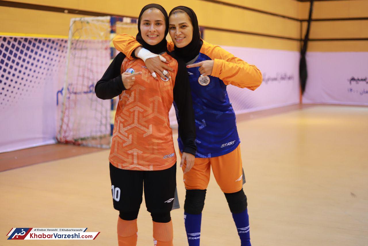 گزارش تصویری دیدار سایپا تهران و هیات فوتبال خراسان گزارش تصویری دیدار سایپا تهران و هیات فوتبال خراسان