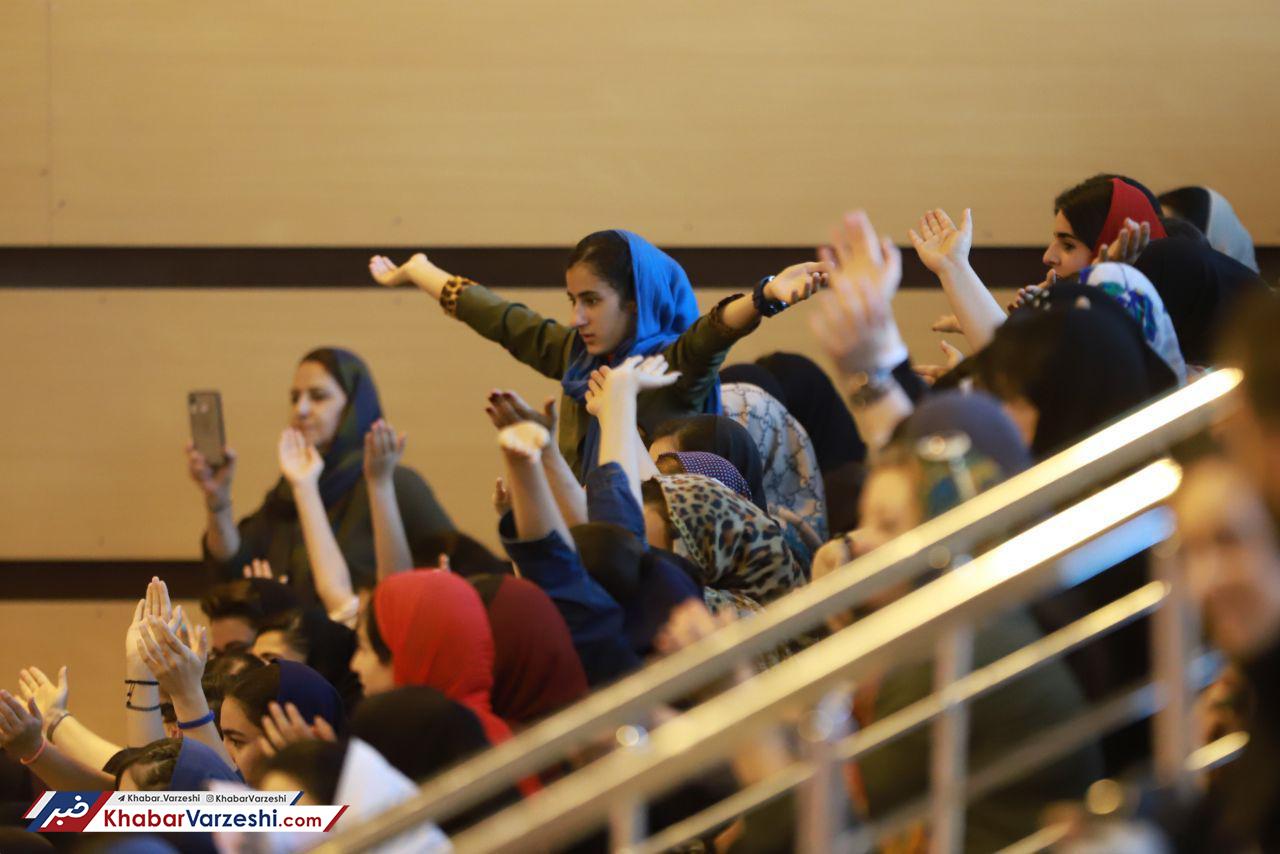 گزارش تصویری دیدار سایپا تهران و هیات فوتبال خراسان گزارش تصویری دیدار سایپا تهران و هیات فوتبال خراسان