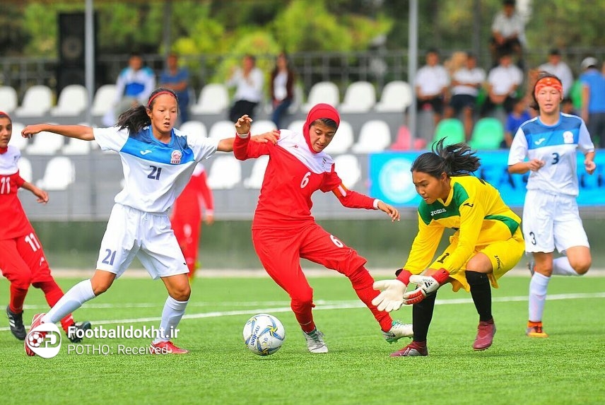 گزارش تصویری دیدار تیم ملی فوتبال دختران زیر 15 سال ایران و قرقیزستان گزارش تصویری دیدار تیم ملی فوتبال دختران زیر 15 سال ایران و قرقیزستان