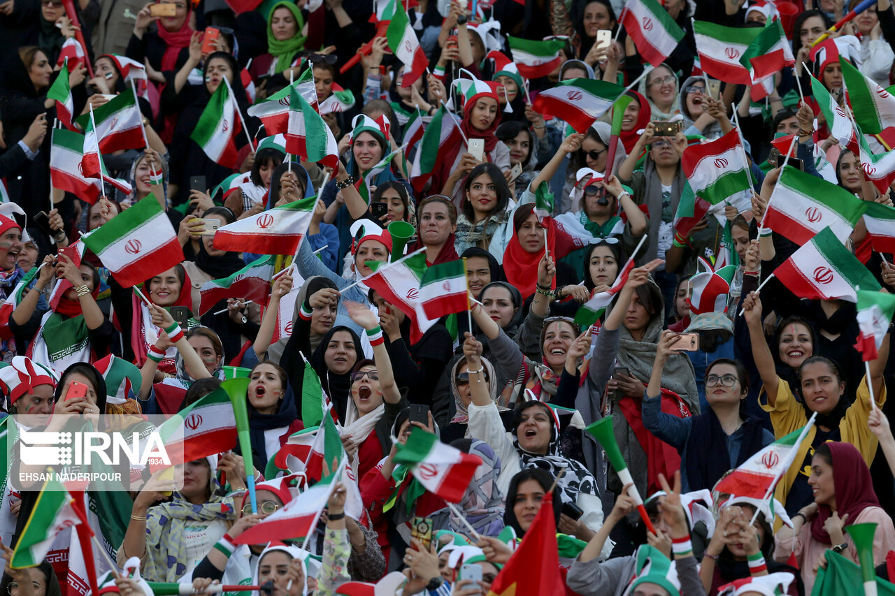 زنان در آزادی... زنان در آزادی...