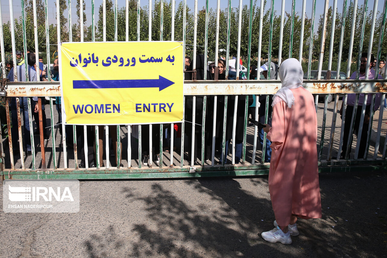 زنان در آزادی... زنان در آزادی...