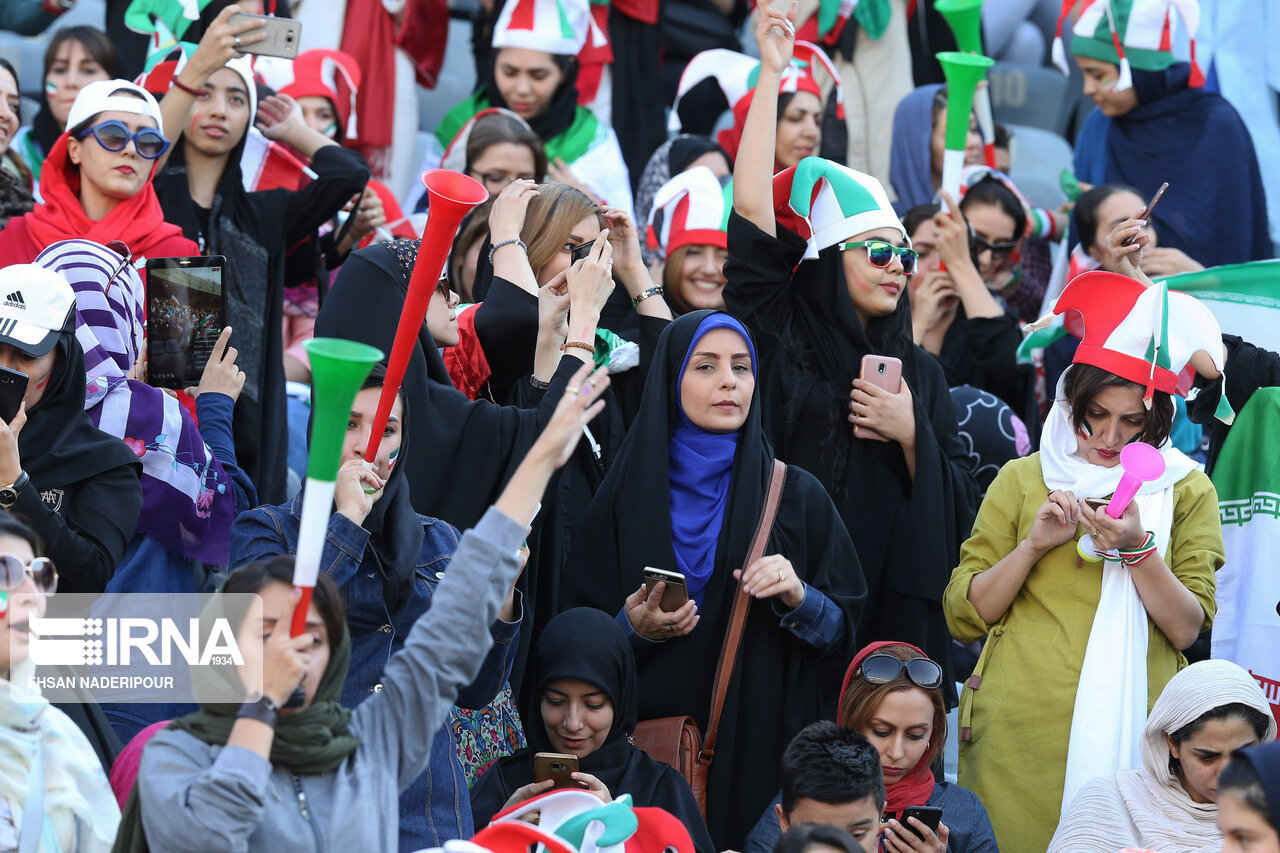 زنان در آزادی... زنان در آزادی...