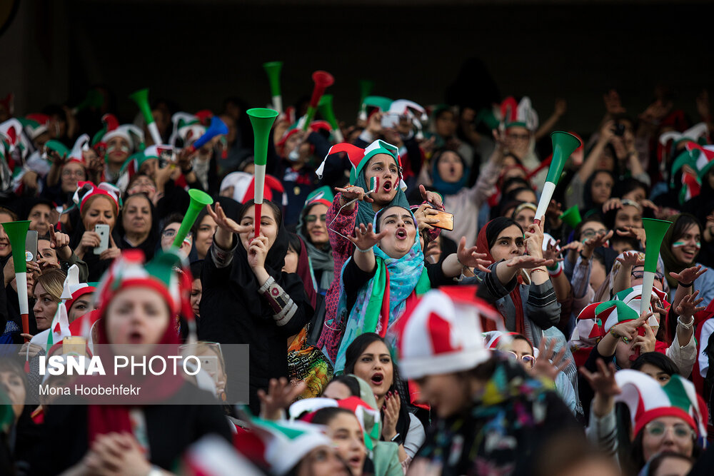 زنان در آزادی... زنان در آزادی...