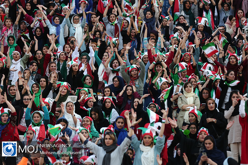 زنان در آزادی... زنان در آزادی...