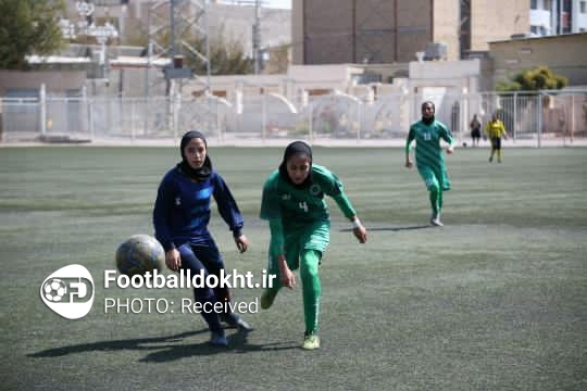 گزارش تصویری دیدار شهرداری سیرجان و هیات فوتبال البرز گزارش تصویری دیدار شهرداری سیرجان و هیات فوتبال البرز