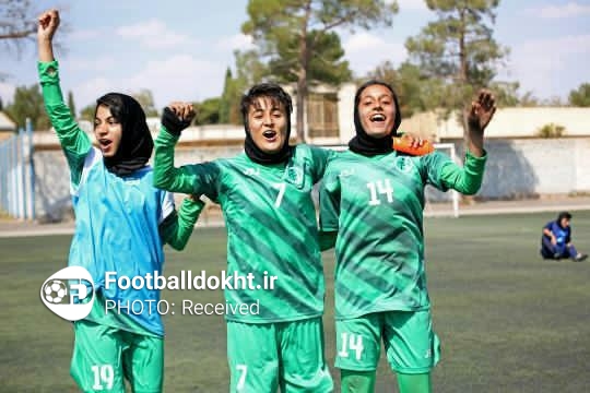 گزارش تصویری دیدار شهرداری سیرجان و هیات فوتبال البرز گزارش تصویری دیدار شهرداری سیرجان و هیات فوتبال البرز