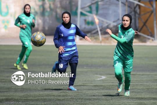 گزارش تصویری دیدار شهرداری سیرجان و هیات فوتبال البرز گزارش تصویری دیدار شهرداری سیرجان و هیات فوتبال البرز