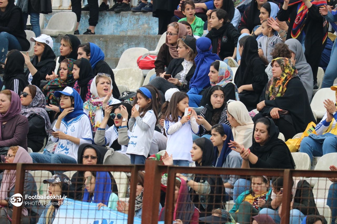 گزارش تصویری دیدار ملوان بندرانزلی و پالایش گاز ایلام گزارش تصویری دیدار ملوان بندرانزلی و پالایش گاز ایلام