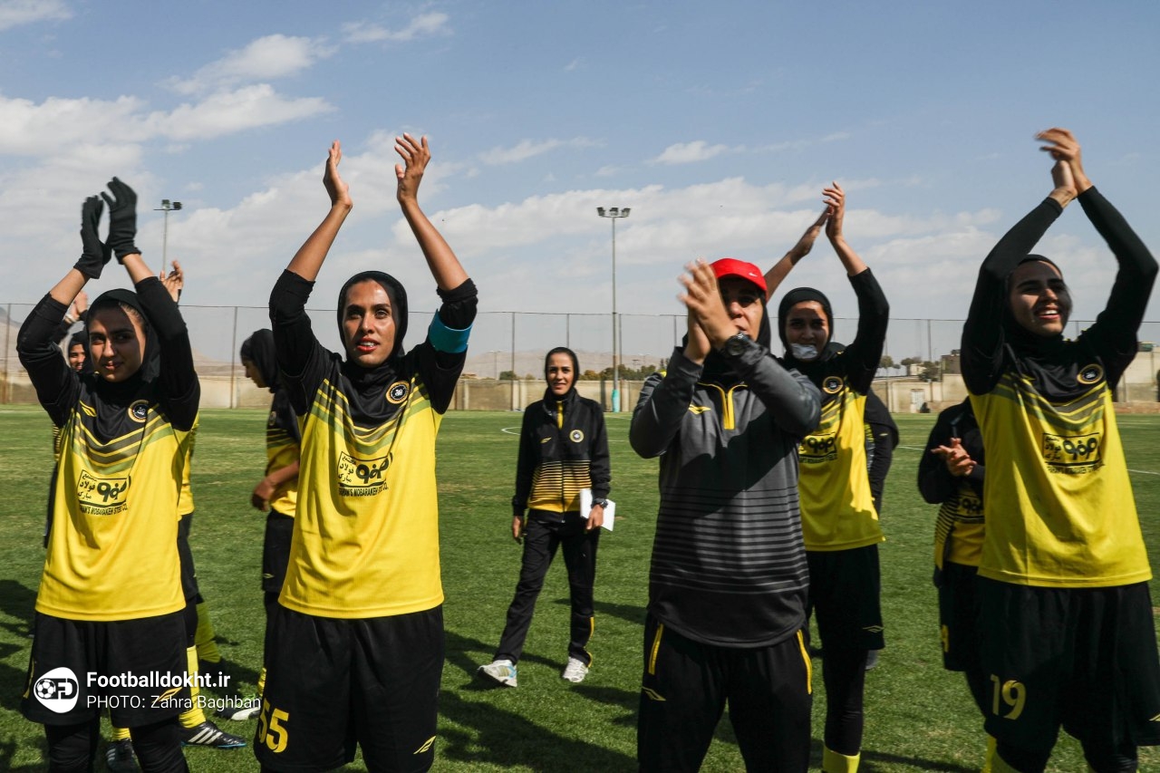 گزارش تصویری دیدار سپاهان اصفهان و شهرداری سیرجان گزارش تصویری دیدار سپاهان اصفهان و شهرداری سیرجان