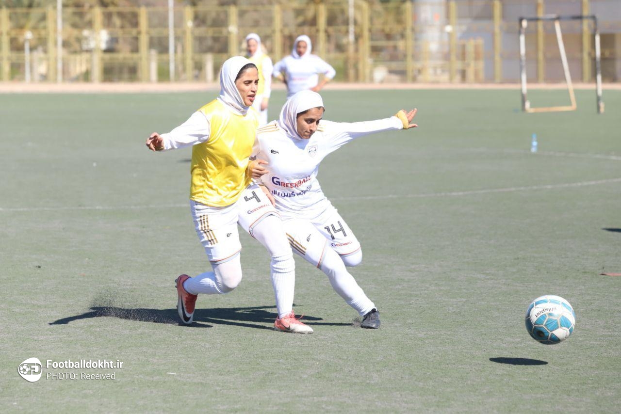 گزارش تصویری از تمرین تیم بانوان شهرداری بم گزارش تصویری از تمرین تیم بانوان شهرداری بم