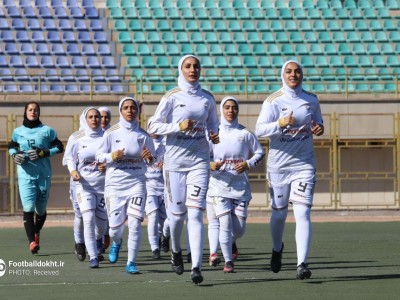 گزارش تصویری از تمرین تیم بانوان شهرداری بم گزارش تصویری از تمرین تیم بانوان شهرداری بم
