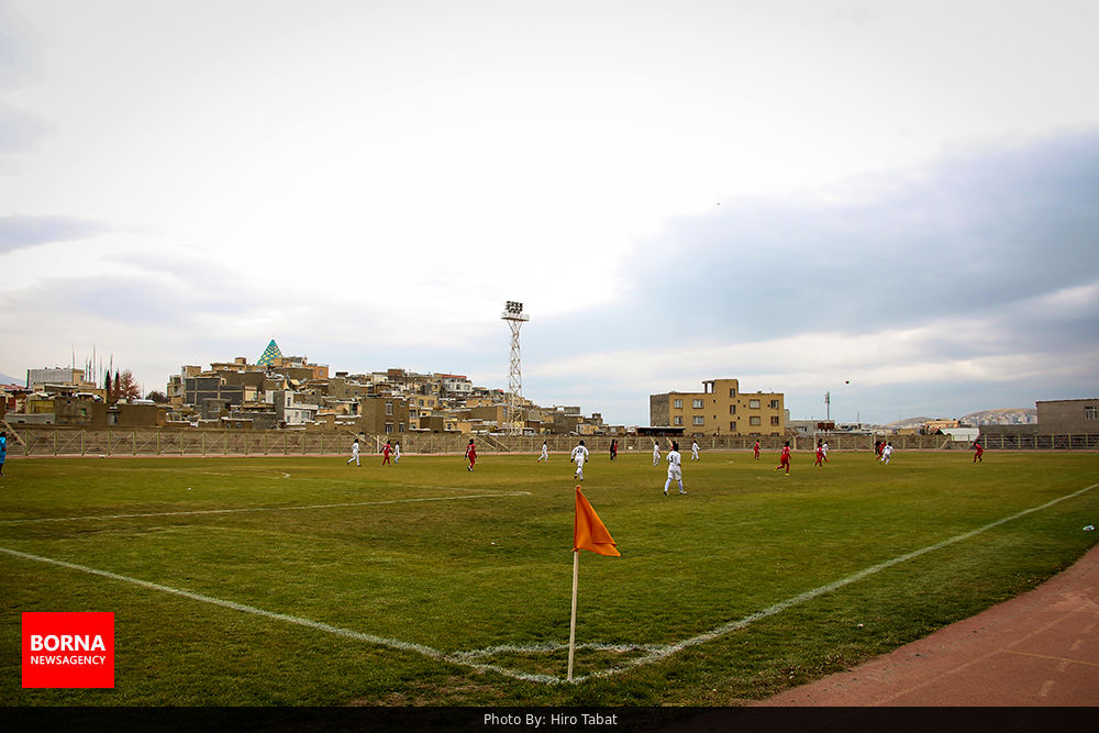 گزارش تصویری دیدار تیم های فوتبال بانوان آذرخش کردستان و ذوب آهن اصفهان گزارش تصویری دیدار تیم های فوتبال بانوان آذرخش کردستان و ذوب آهن اصفهان