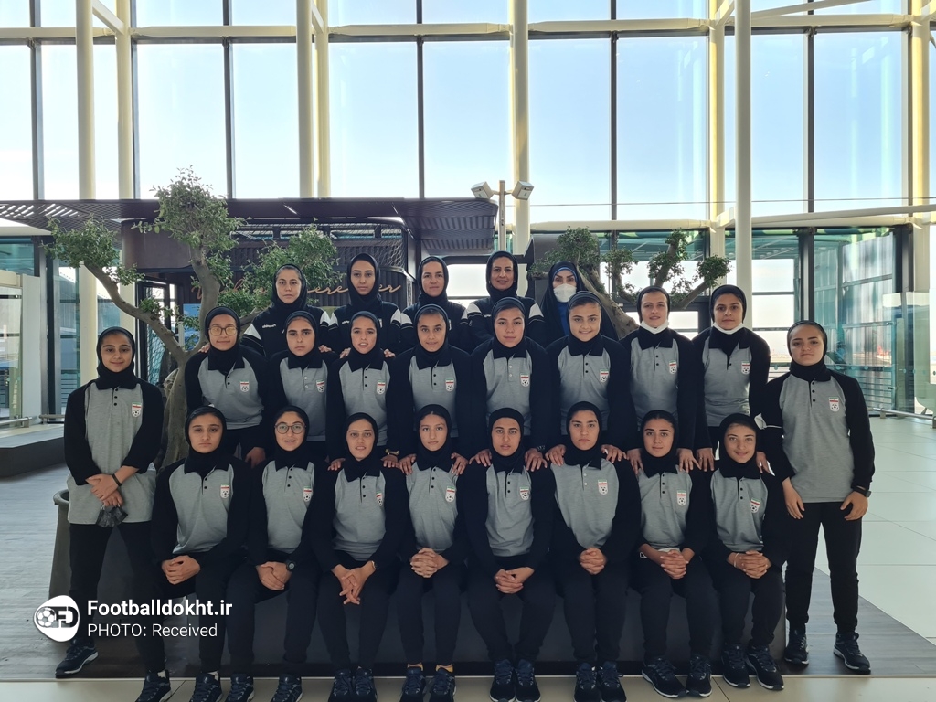 کاروان تیم ملی فوتبال جوانان ایران وارد شهر دوشنبه شد