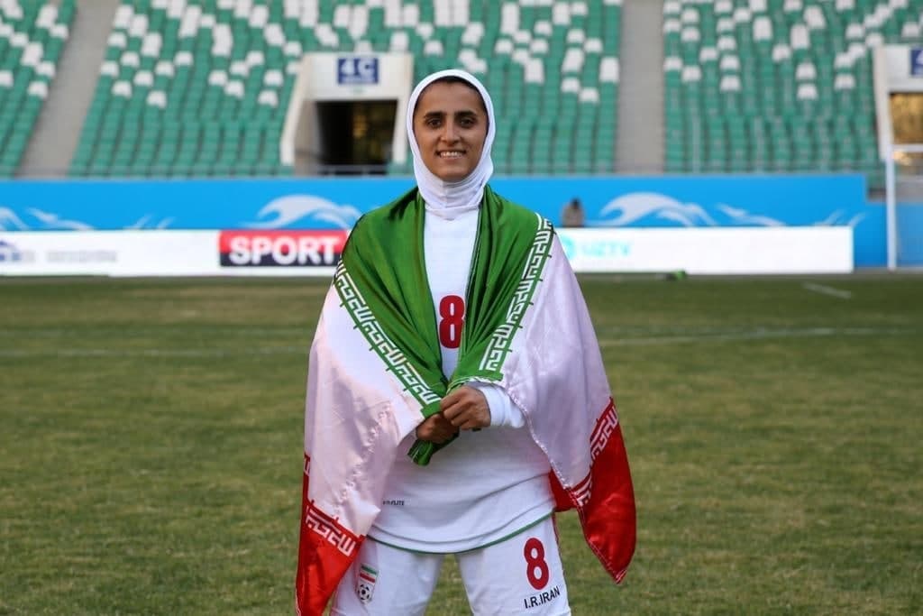 طاهرخانی: پاداش‌مان را بدهید تا دوباره تاریخ‌ساز شویم!